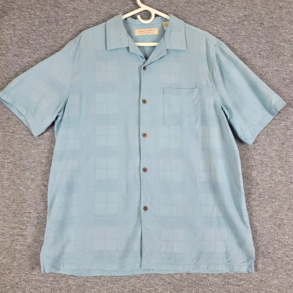 Island Republic Men's XL Short Sleeve Button Up Silk Shirt Blue